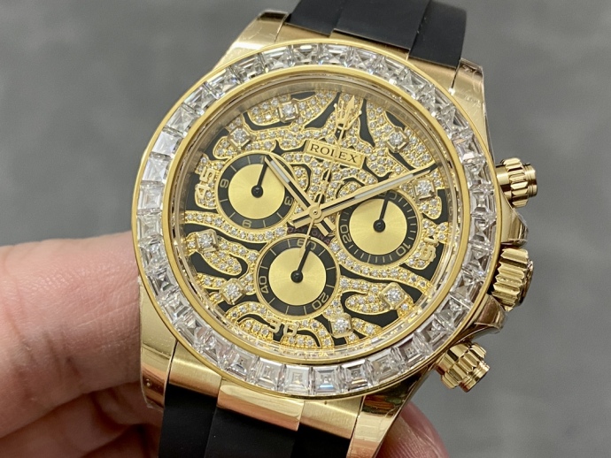 rolex cosmograph daytona 116588 yellow gold black rubber strap3 rolex cosmograph daytona 116588 yellow gold black rubber strap3