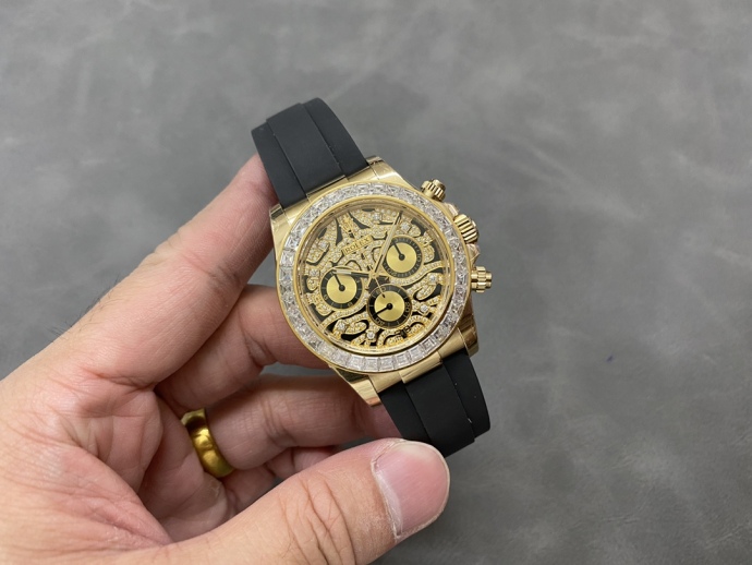 rolex cosmograph daytona 116588 yellow gold black rubber strap4 rolex cosmograph daytona 116588 yellow gold black rubber strap4