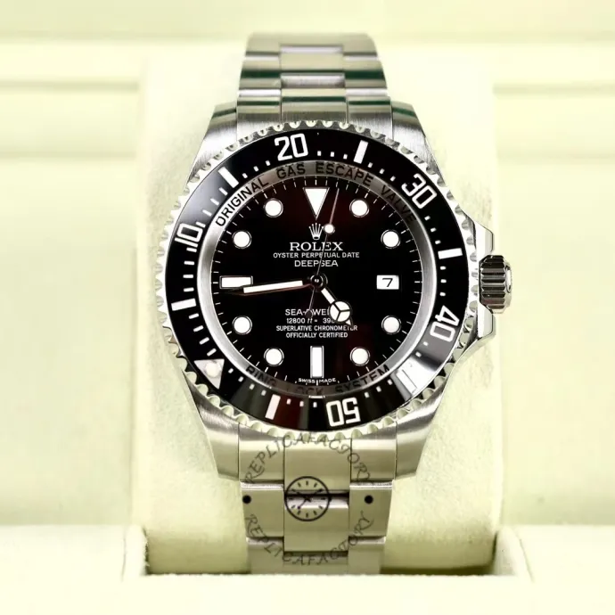 rolex sea dweller deepsea 116660 stainless steel black dial 44mm1 rolex sea dweller deepsea 116660 stainless steel black dial 44mm1