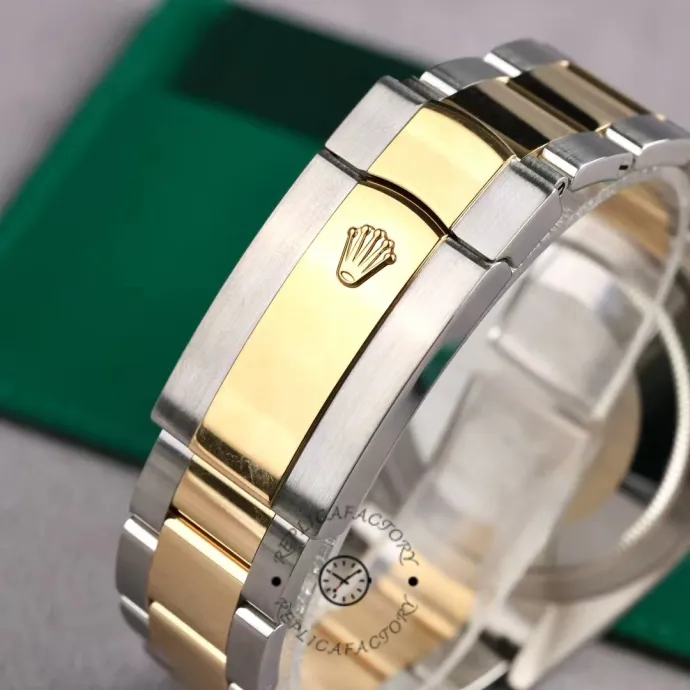 rolex sky dweller 326933 champagne dial stainless steel8 rolex sky dweller 326933 champagne dial stainless steel8