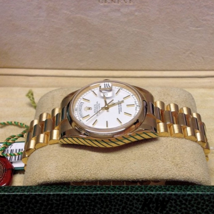rolex day date 118208 white dial 36mm unisex replica watch2 rolex day date 118208 white dial 36mm unisex replica watch2