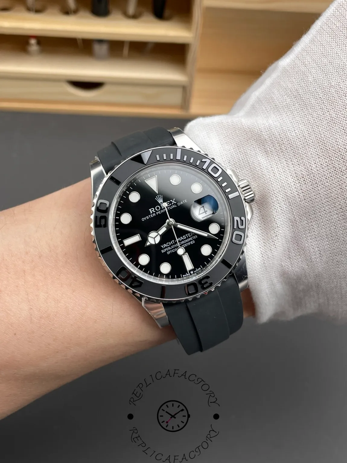 rolex yacht master 226659 white gold black dial 42mm mens replica10 rolex yacht master 226659 white gold black dial 42mm mens replica10